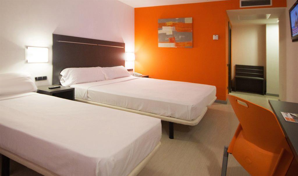 B&B Hotel Barcelona روبي المظهر الخارجي الصورة