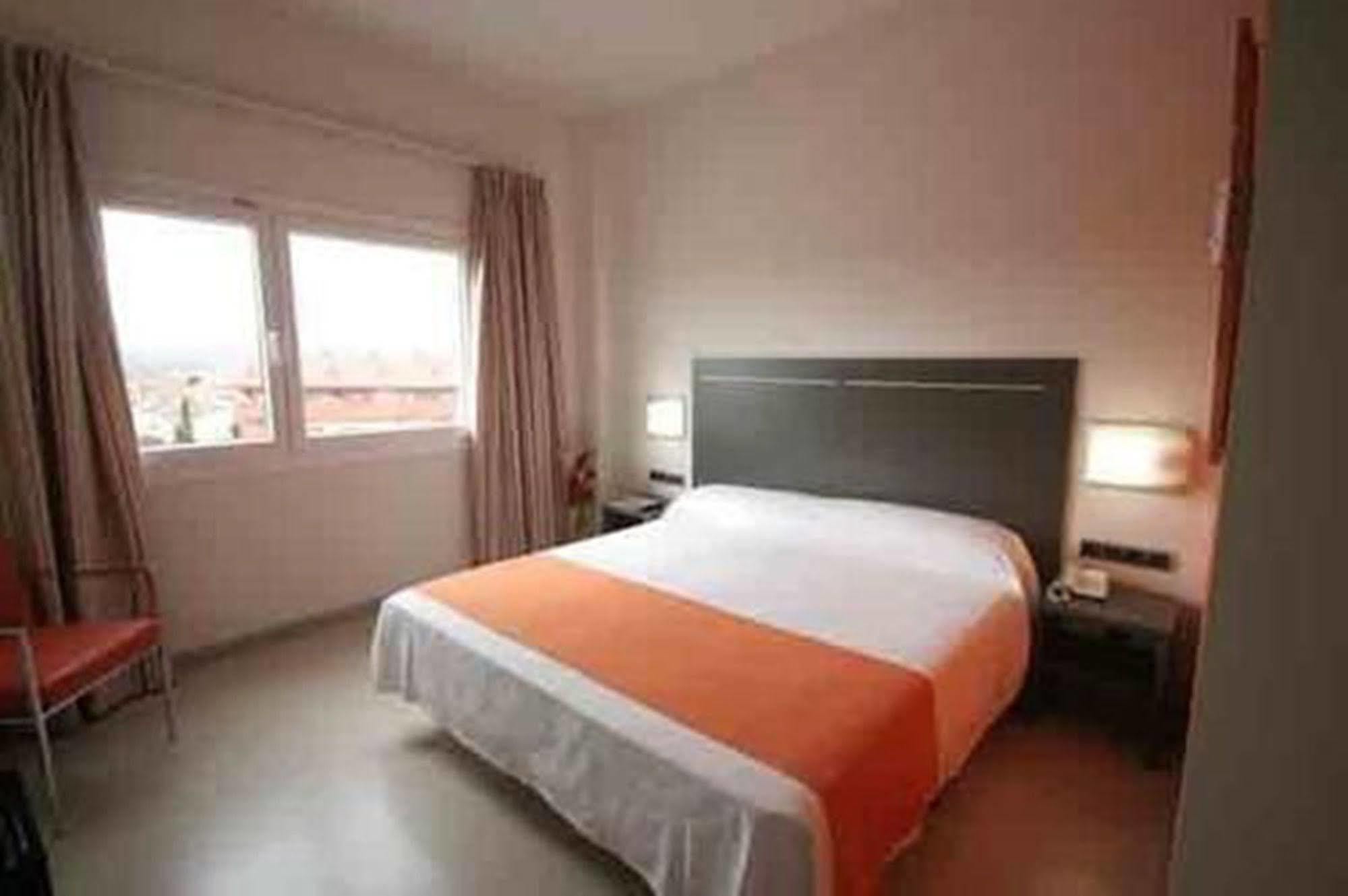 B&B Hotel Barcelona روبي المظهر الخارجي الصورة